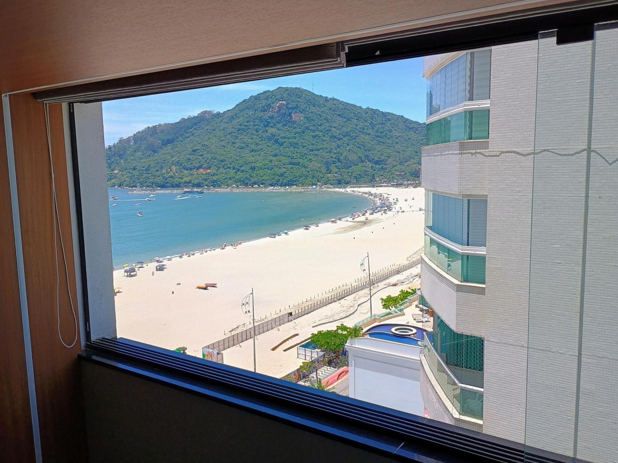 Balneário CamboriúExcelente Ap Pe Na Areia Vista Mar公寓 外观 照片