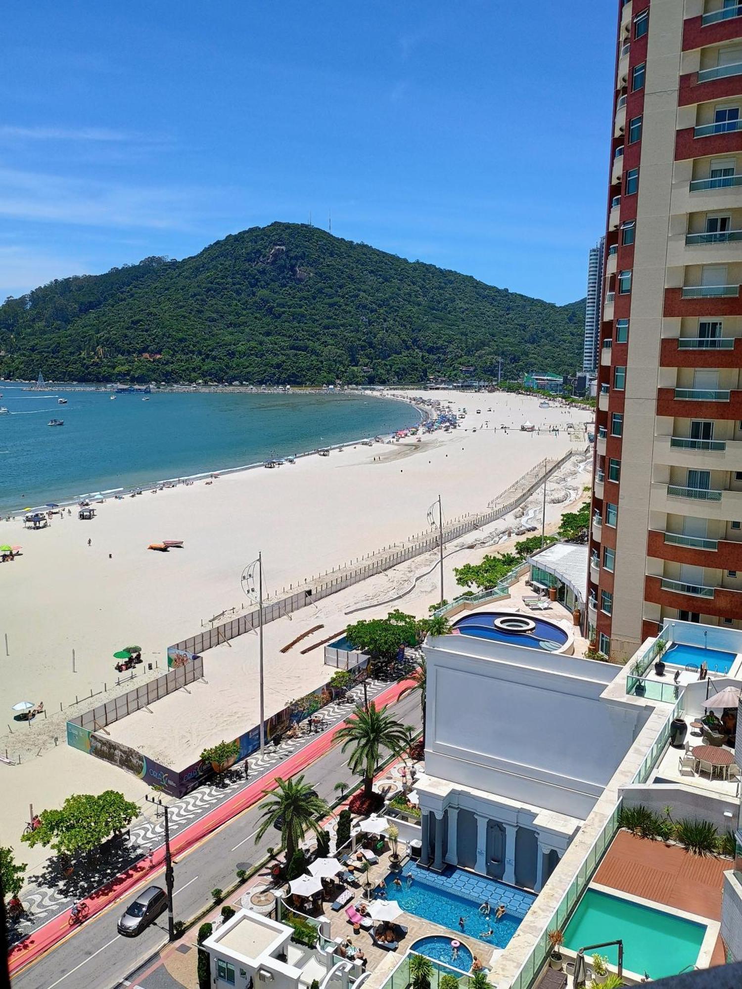 Balneário CamboriúExcelente Ap Pe Na Areia Vista Mar公寓 外观 照片